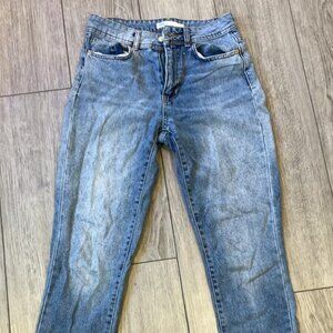 Zara Straight Leg High Waisted  size 34 / 2